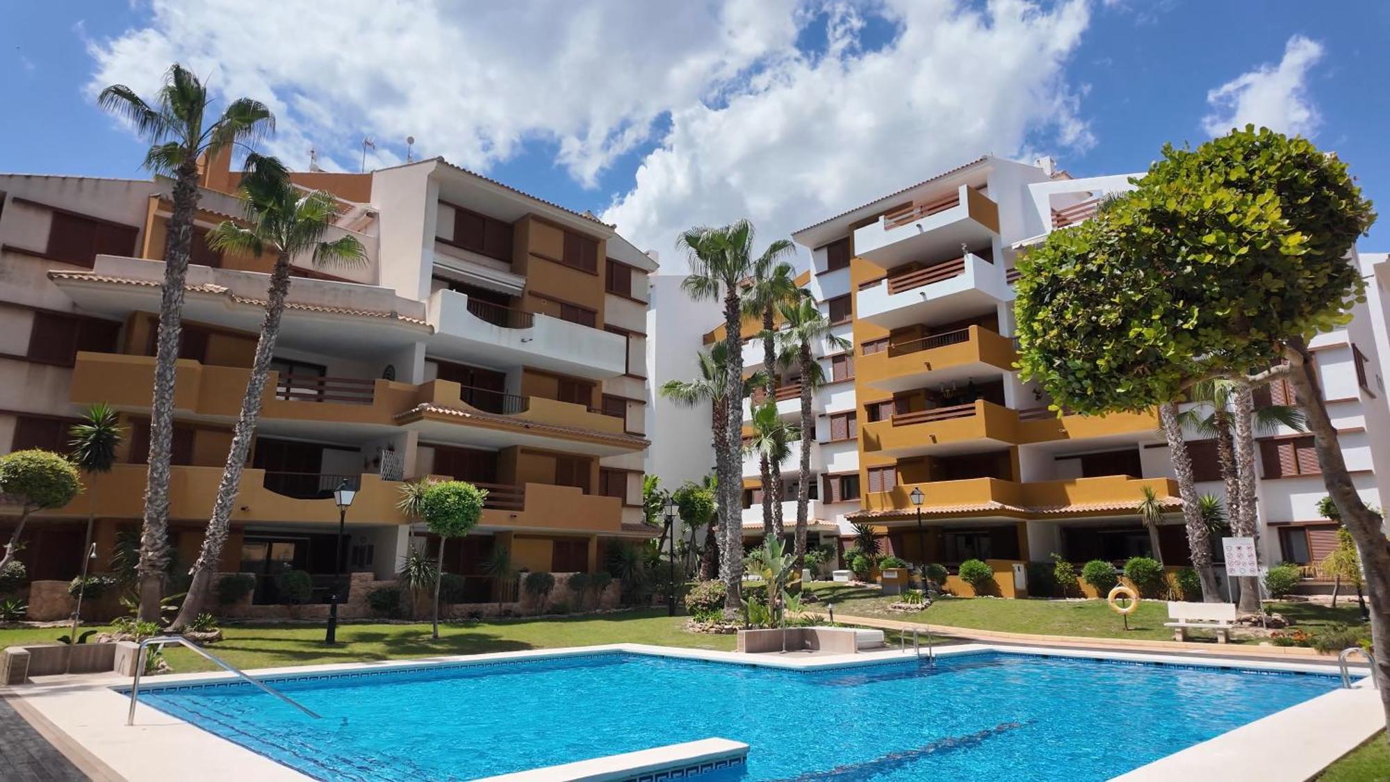 Ferienwohnung Cc8 By Zanis Torrevieja Exterior foto