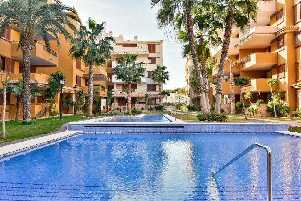 Ferienwohnung Cc8 By Zanis Torrevieja Exterior foto
